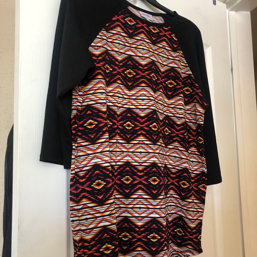 LuLaRoe Randy top